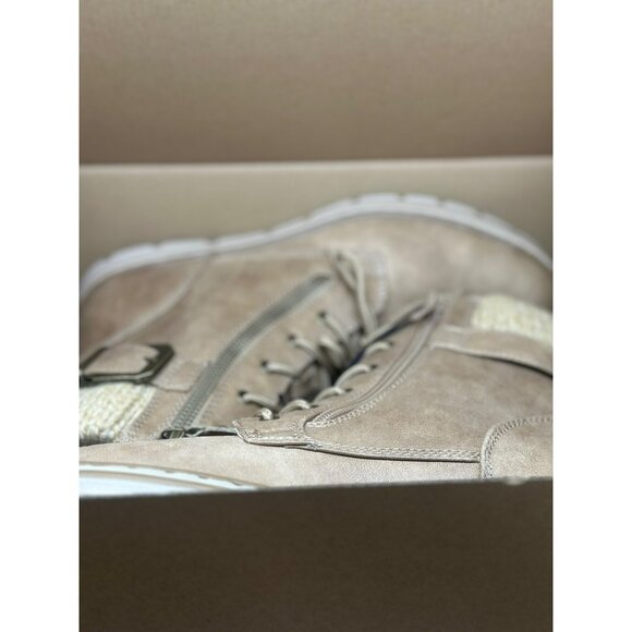 NIB Cliffs By White Mountain Lace-Up Boots Knit Cuff Ladies Natural Tan SZ 9M - Picture 10 of 10